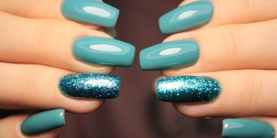 What Are the Pros and Cons of Jelly Nails